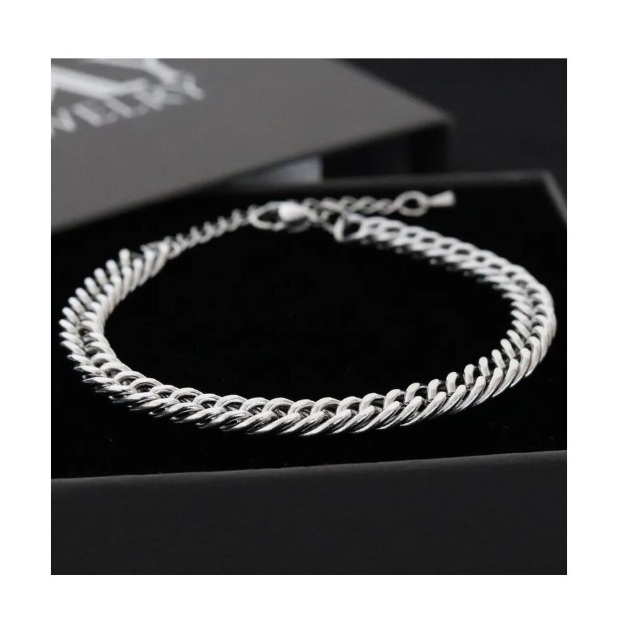 resized_2_
