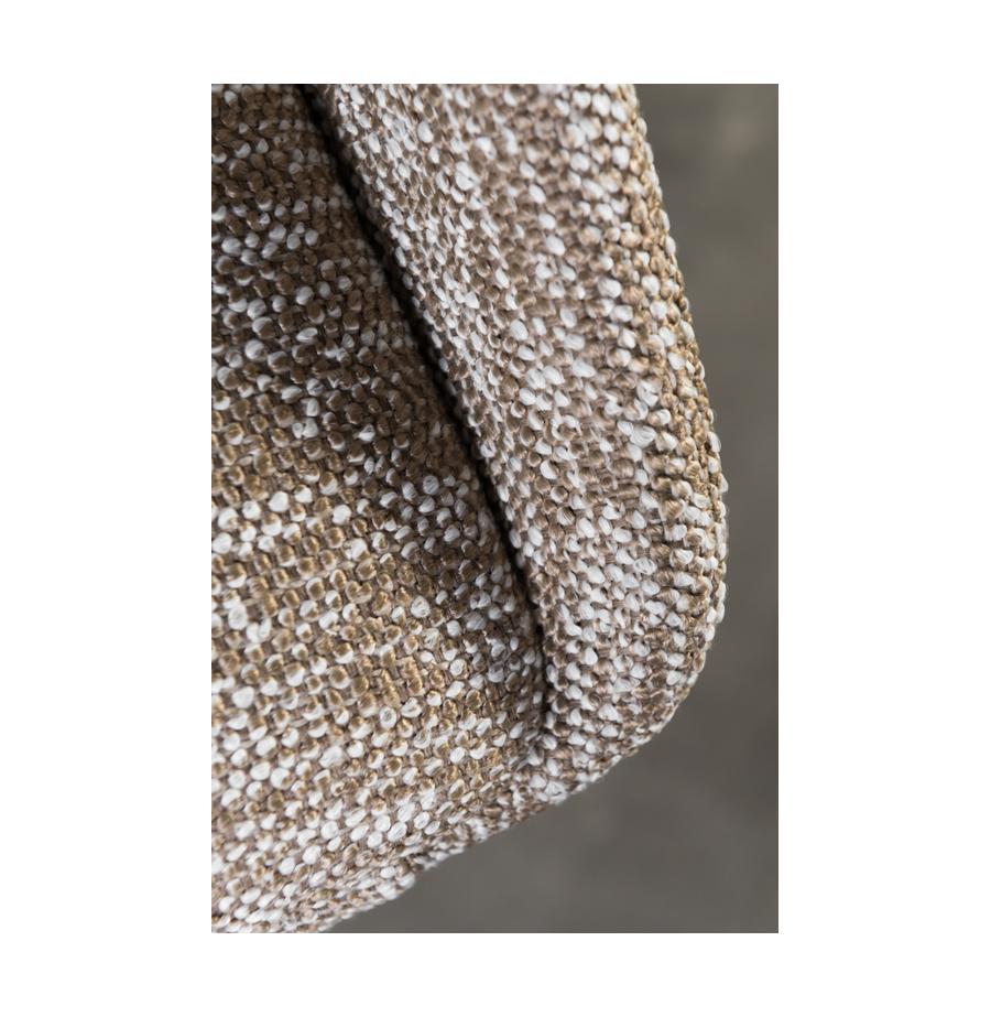 resized_667X1000 JUNE WEB-87_