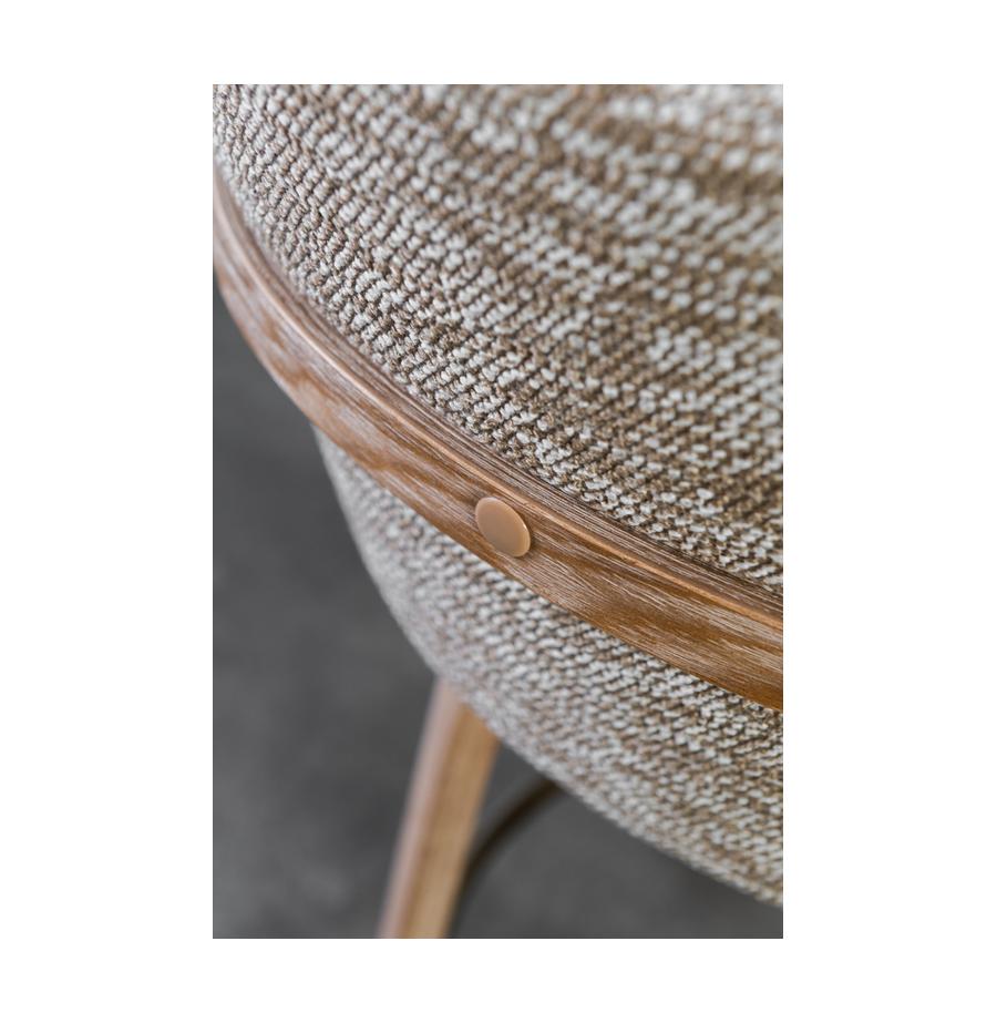 resized_667X1000 JUNE WEB-88_