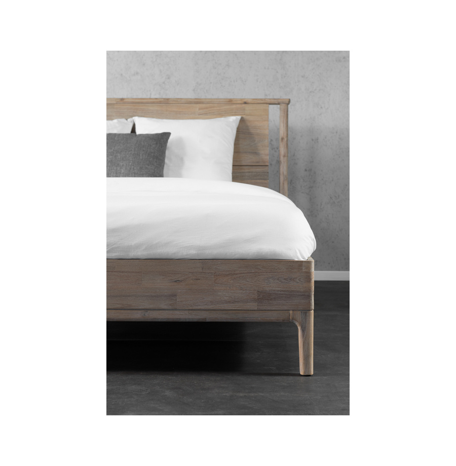 RK8_1389January  667X1000 web