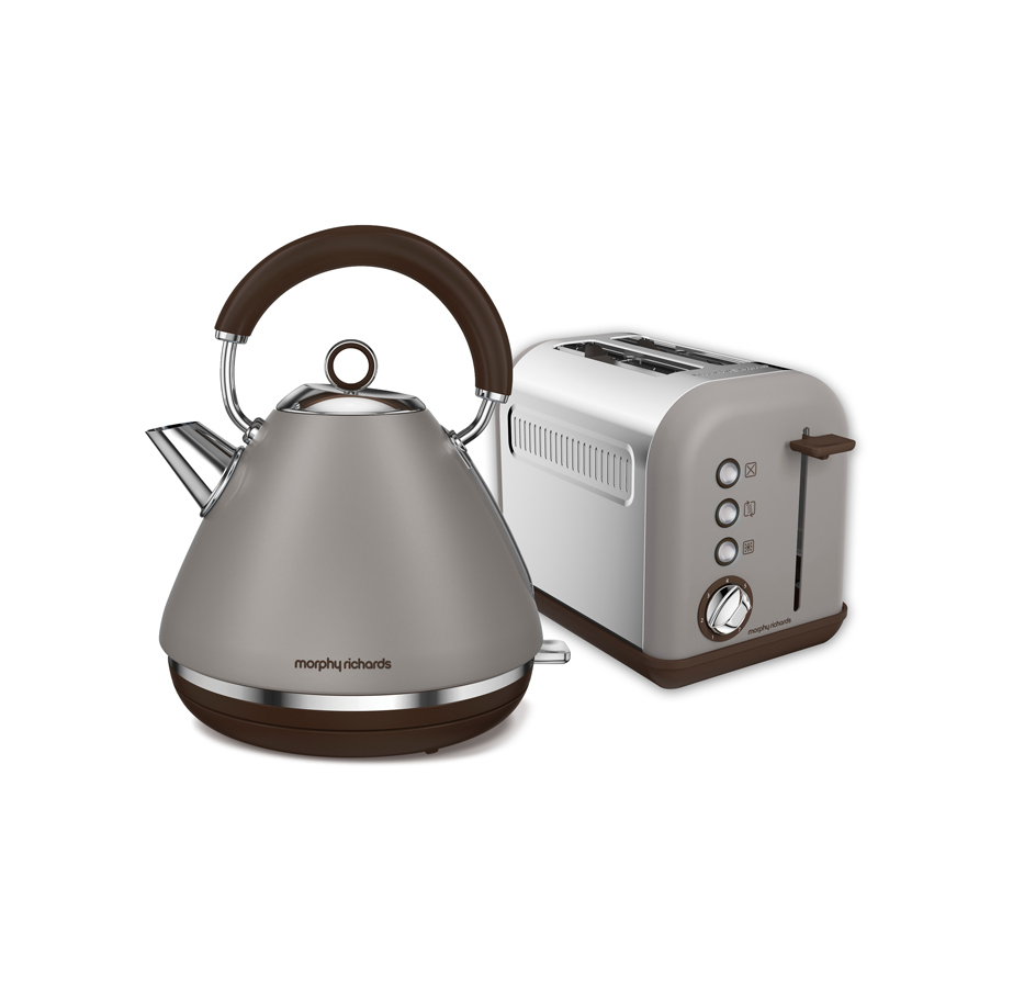 סט קומקום ומצנם morphy richards