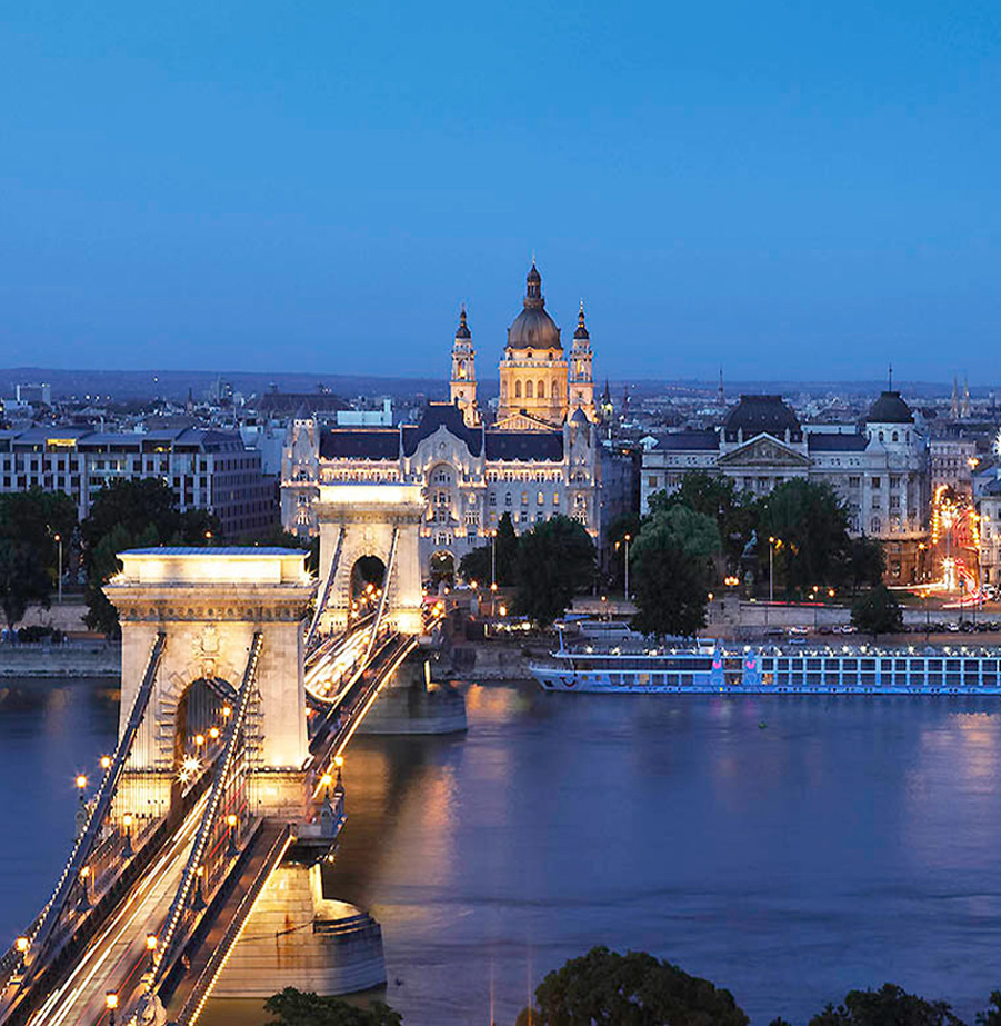 בודפשט: מלון מרכזי וסיור פנורמי בעיר
